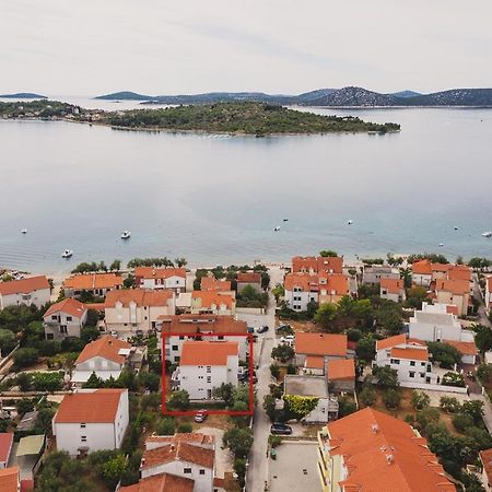 Apartmani Sanja Vodice Exterior foto