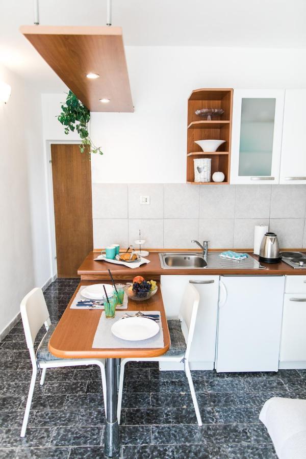 Apartmani Sanja Vodice Exterior foto