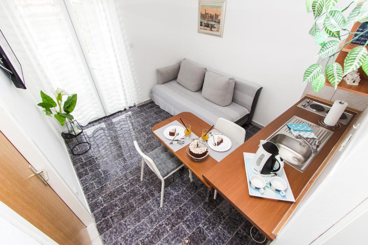 Apartmani Sanja Vodice Exterior foto