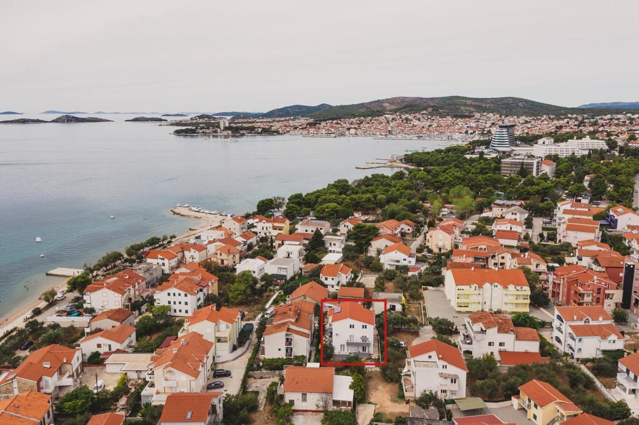 Apartmani Sanja Vodice Exterior foto